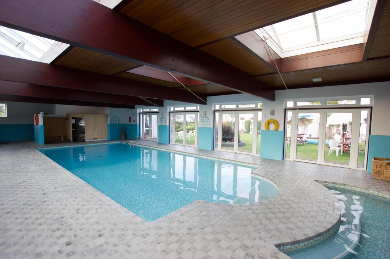 Beausite Hotel Grouville Екстериор снимка